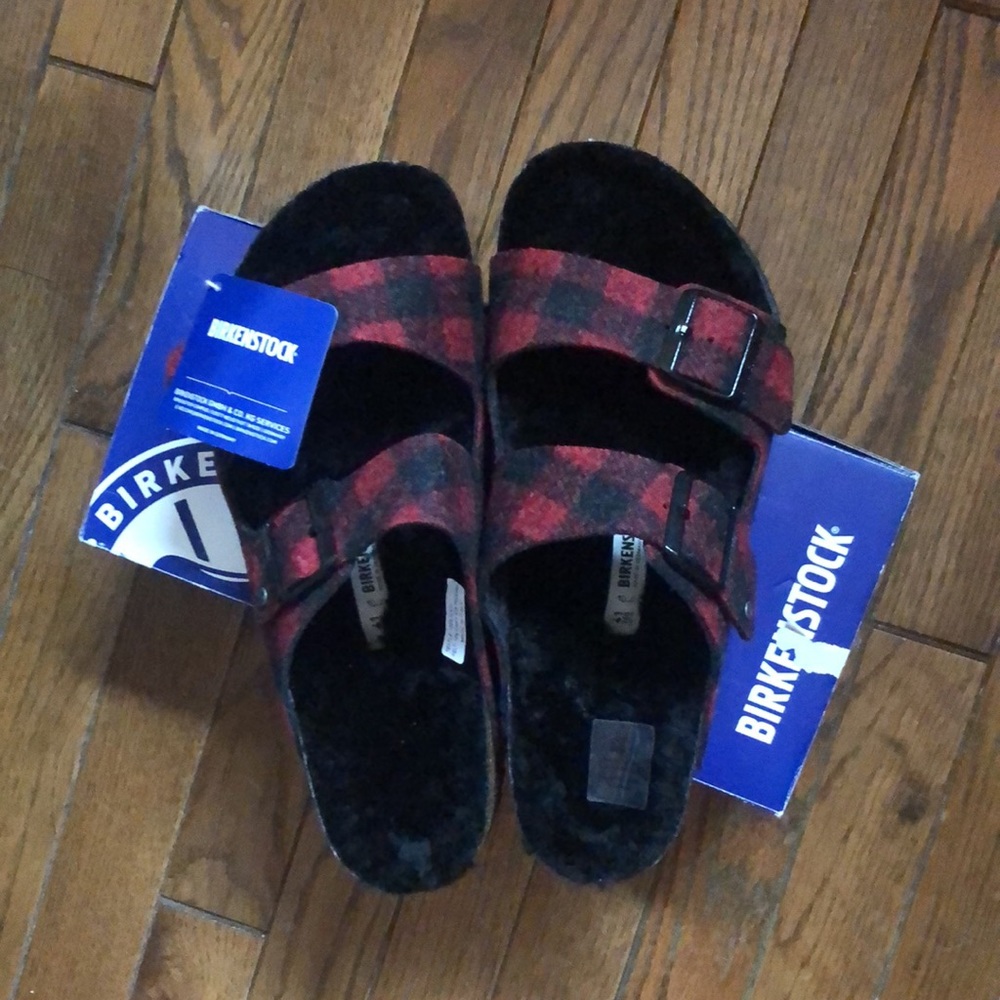 NWB Birkenstock 41 Arizona Rivet Plaid Red Regular Fit shoe